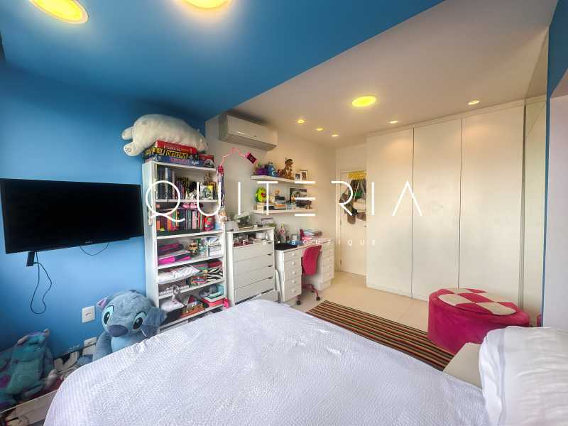 LICO30246-59 - 20