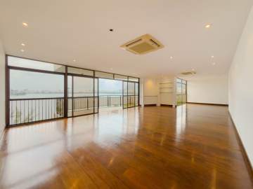 Espetacular - Excelente apartamento com vista espetacular da Lagoa, Pedra da Gávea e Dois Irmãos. São quatro quartos sendo duas suítes, varanda, três vagas, playground e portaria com horário estendido. - MQAP40815