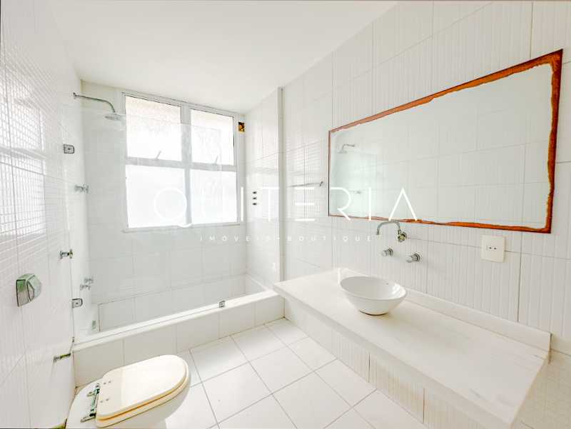 VIEIRA SOUTO 3 QUARTOS - 18