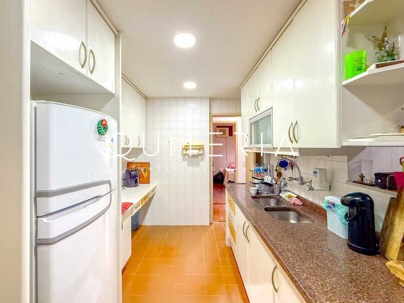 2 quartos 1 suíte 2 vagas 24h - 23