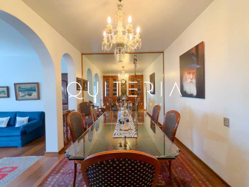 4 QUARTOS 160 M²   2 VAGAS - 10