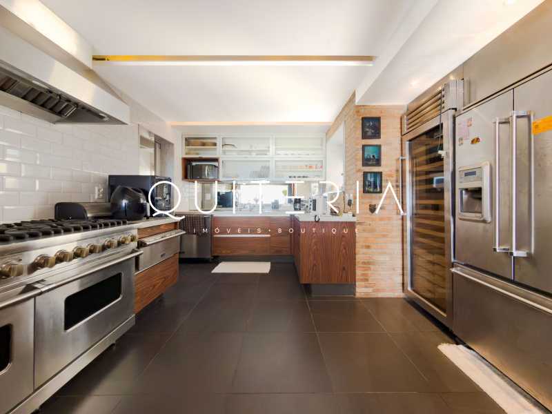 Conheça cobertura venda lagoa do imóvel - Cobertura duplex à venda totalmente reformada Sacopã Lagoa Fonte da Saudade original 3 quartos atual 2 suítes piscina sauna espaço gourmet 3 vagas - MQCO30309 - 28 cobertura venda lagoa - 28