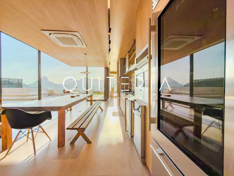 Conheça cobertura venda lagoa do imóvel - Cobertura duplex à venda totalmente reformada Sacopã Lagoa Fonte da Saudade original 3 quartos atual 2 suítes piscina sauna espaço gourmet 3 vagas - MQCO30309 - 9 cobertura venda lagoa - 9