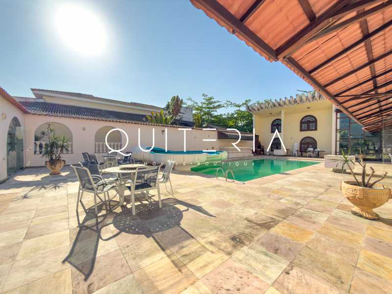 Casa com Piscina na Barra - 27