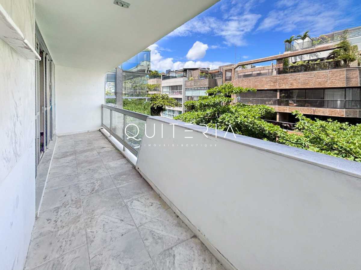 Conheça APARTAMENTO LEBLON 4 QUARTOS do imóvel - Apartamento à venda no Leblon, com 233 m², 4 quartos, 2 vagas, quadra da praia - MQAP40891 - 2 APARTAMENTO LEBLON 4 QUARTOS - 2