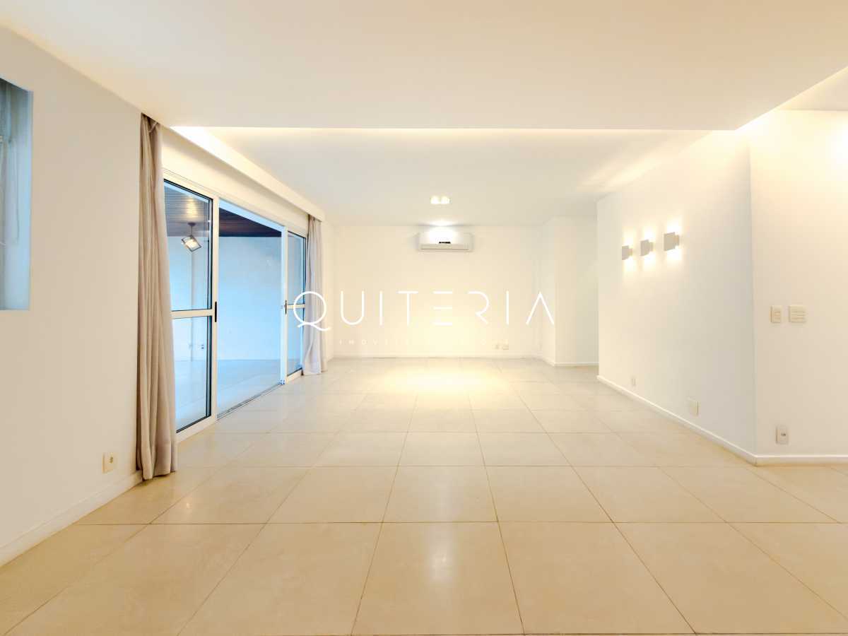 4 quartos 2 vagas Barra da T - 6