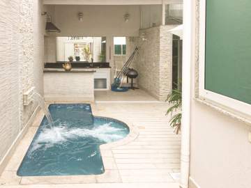 Casa venda Urca Rua Candido Gaffrre 4 suites 1 quarto 2 vagas - MQCA50024