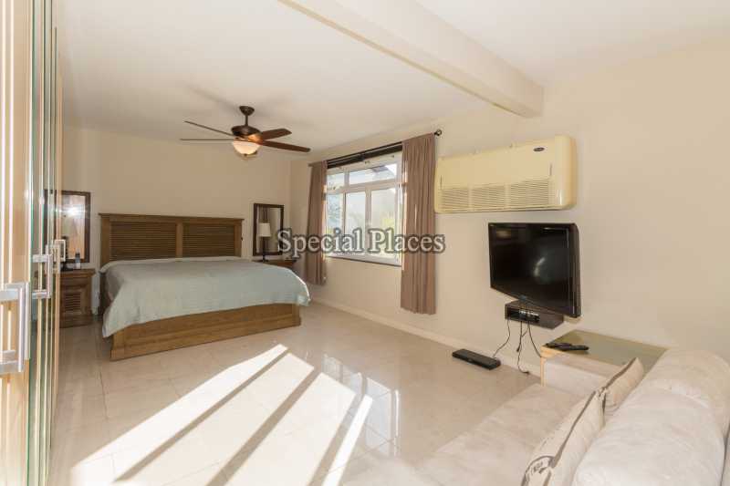 SUITE - 21