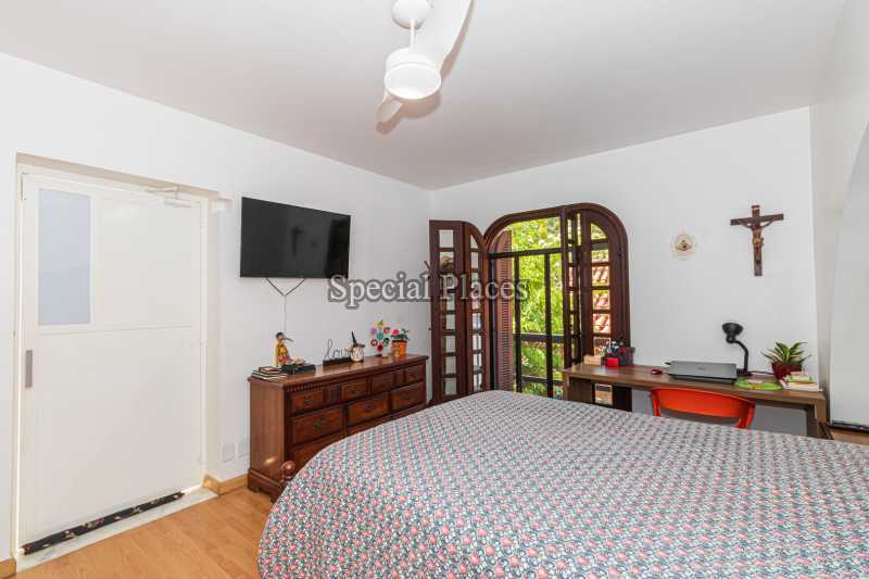 Suite - 22