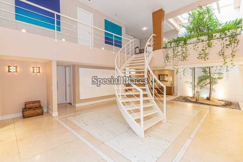 Hall das escadas - 15