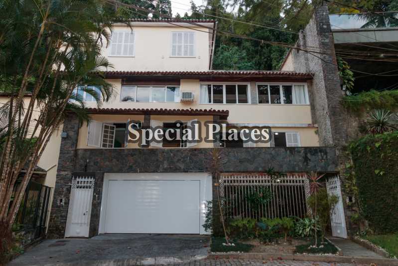 FACHADA - 1