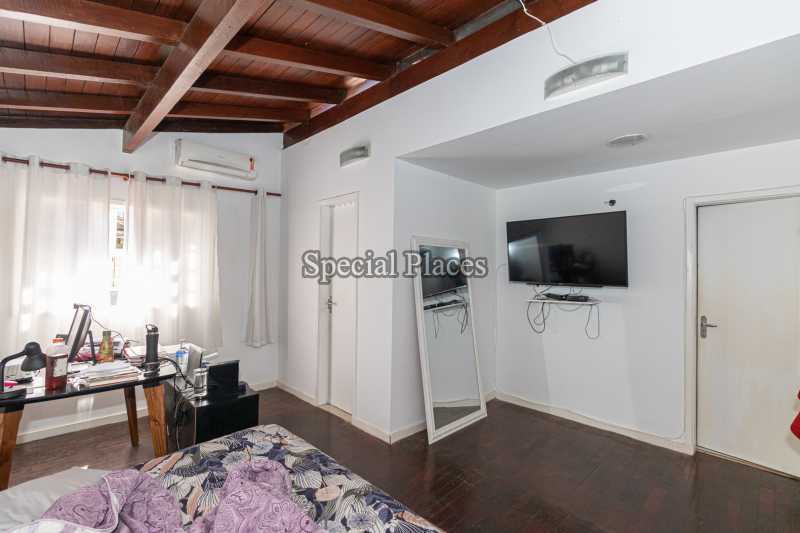 QUARTO  - 29