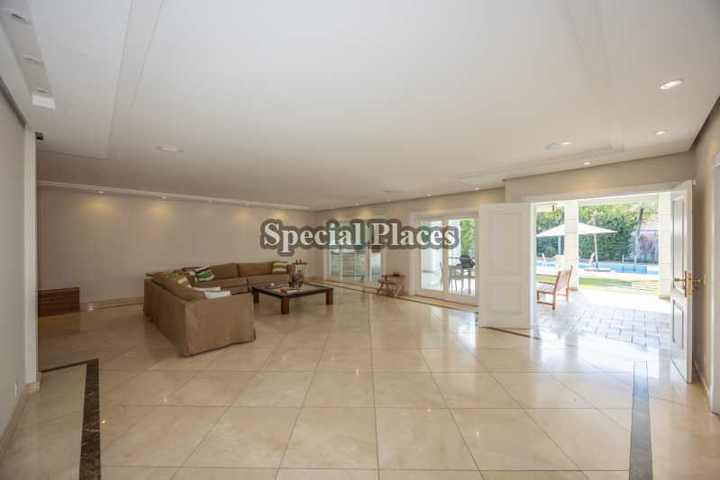 SALA MULTI AMBIENTE - 8