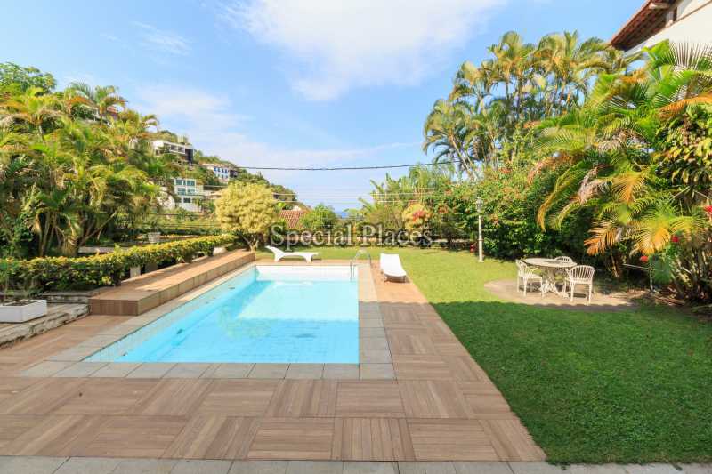 PISCINA - 3