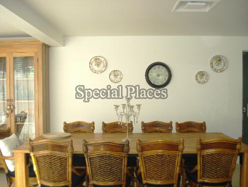 MESA AREA GOURMET - 16