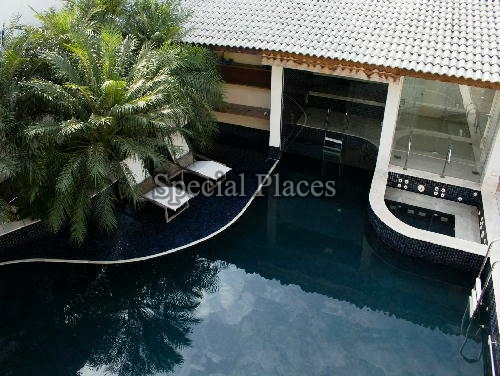 PISCINA 2 - 4
