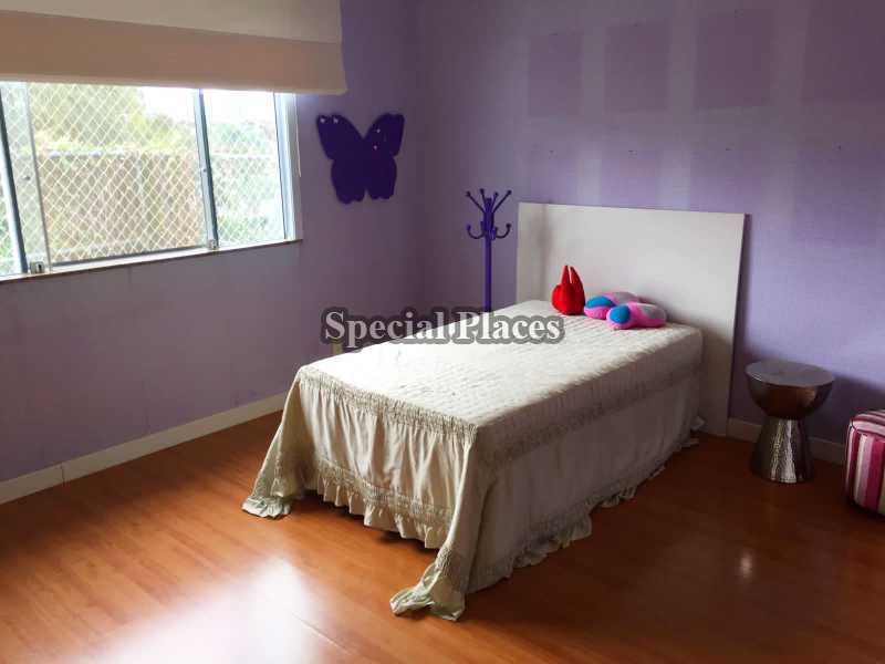 QUARTO - 9