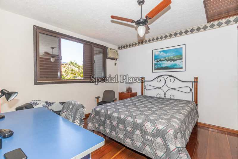 QUARTO - 22