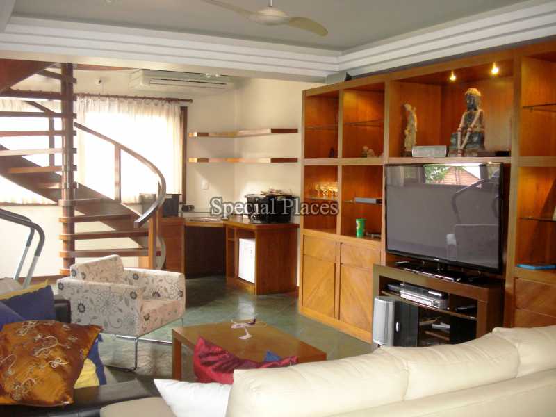 SALA INTIMA - 28