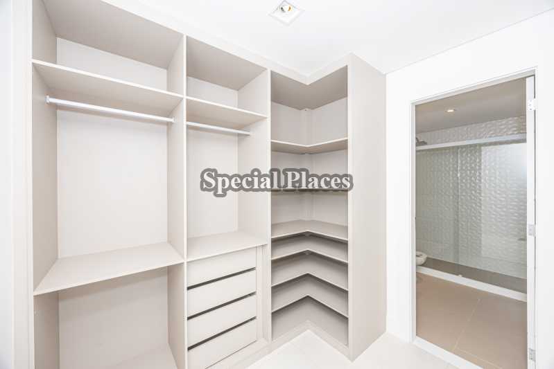 CLOSETS - 15