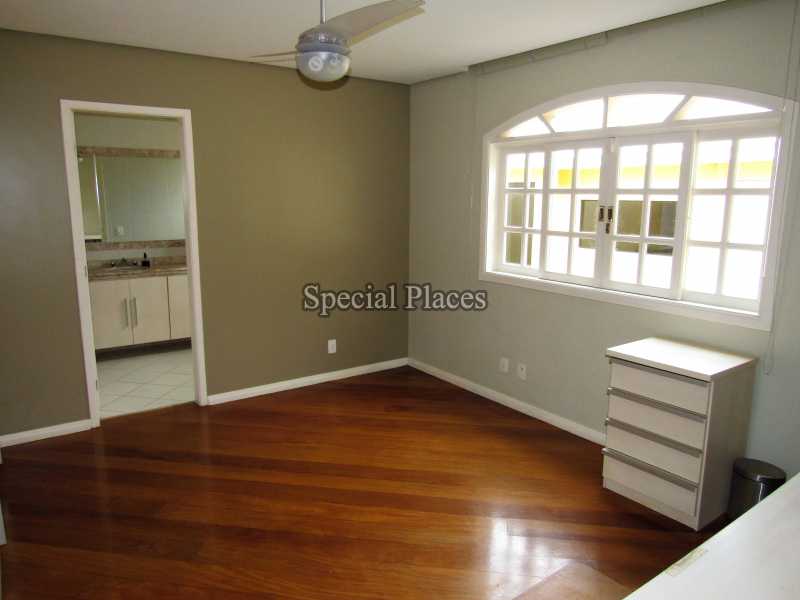 22 suite 3 - 22
