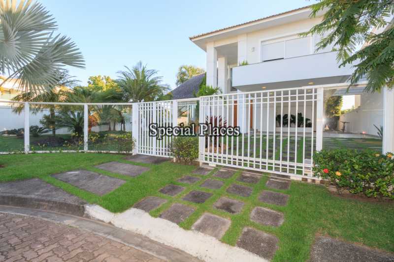 27 - fachada principal - 26