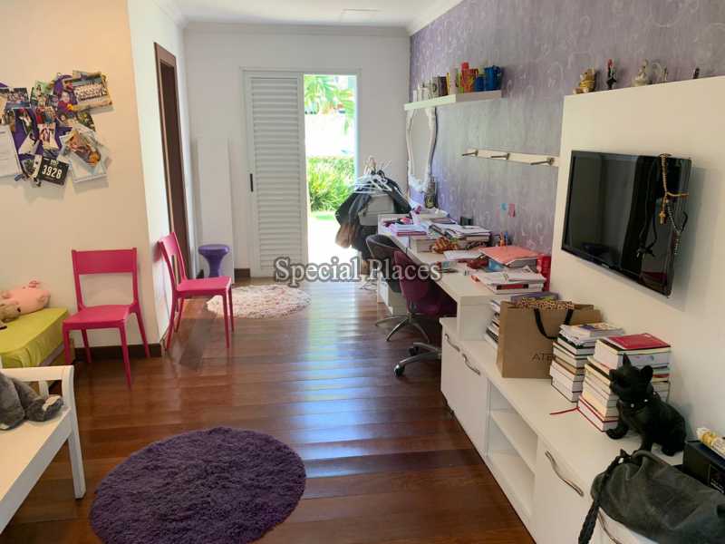 18 SUITE III - 18