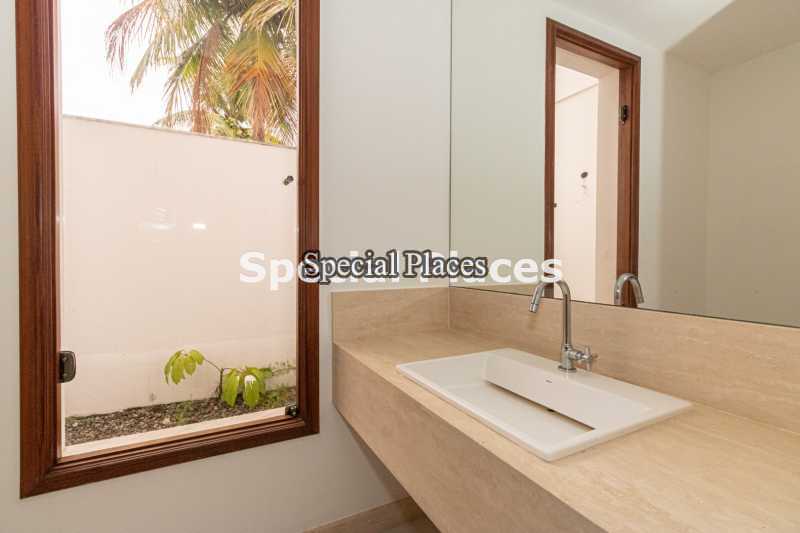 11 LAVABO - 12