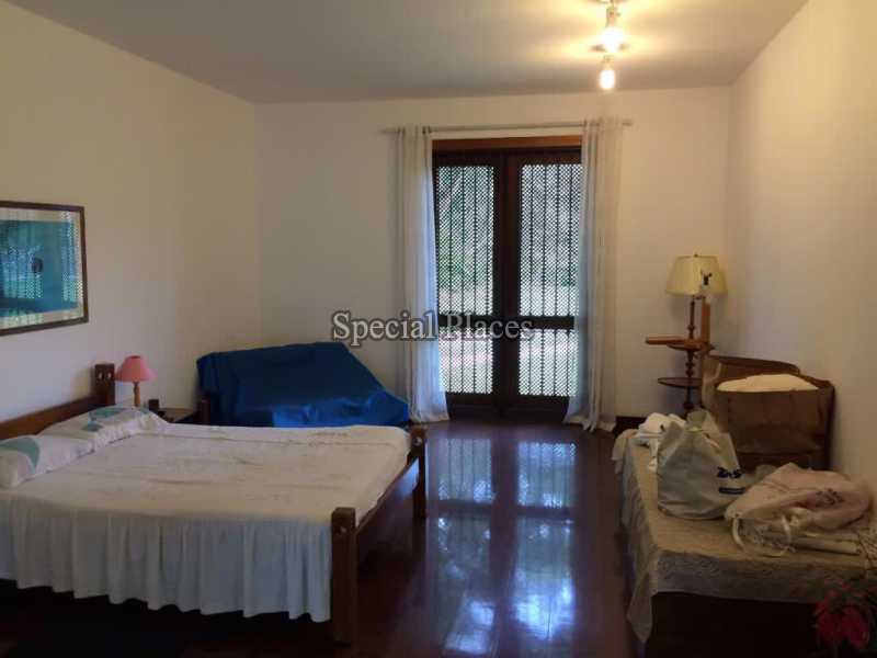 QUARTO - 24