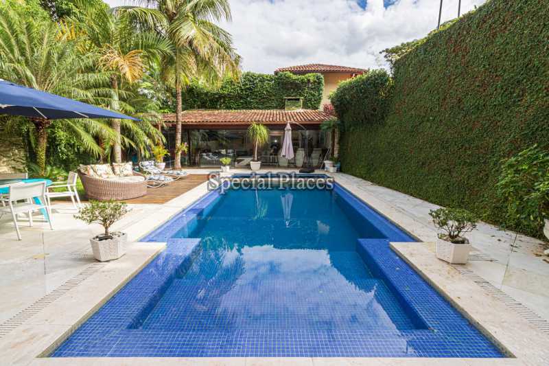 PISCINA  - 3