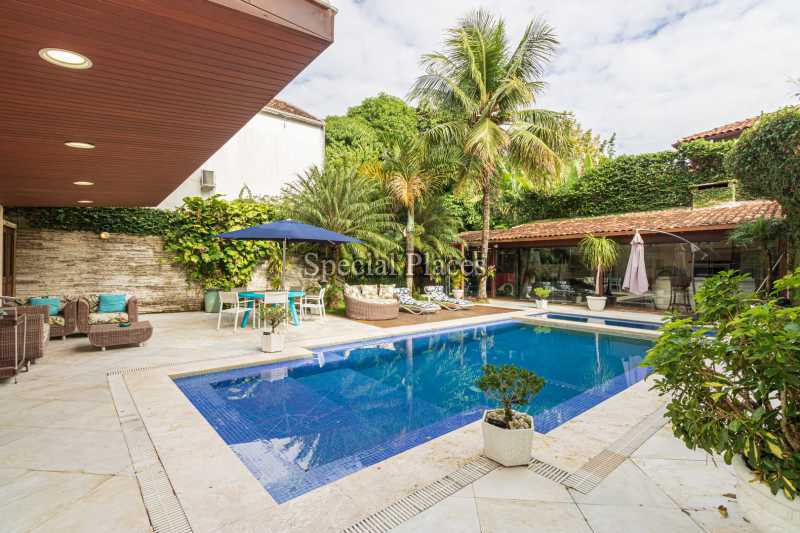 PISCINA / LAZER  - 8