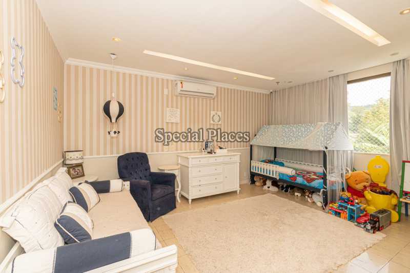 QUARTO - 25