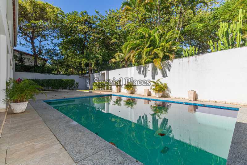 PISCINA  - 5