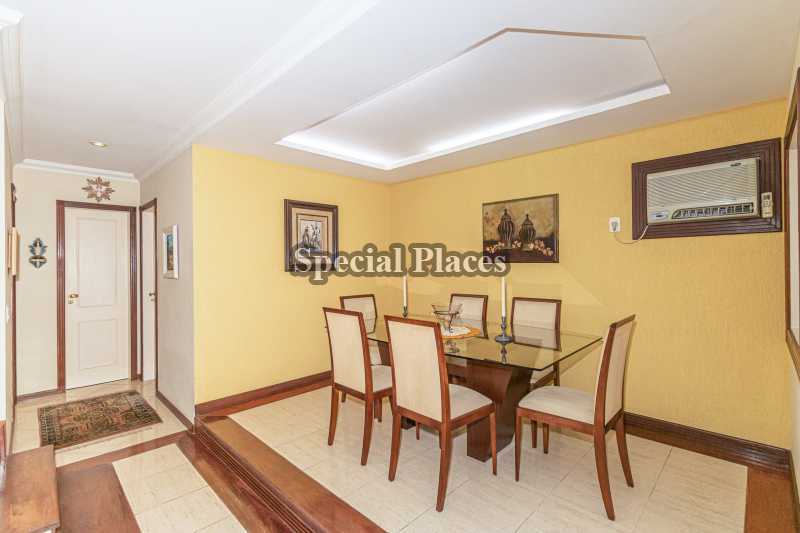 SALA - 12