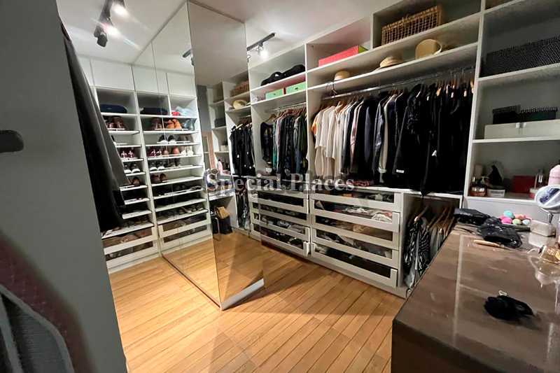 CLOSETS - 15