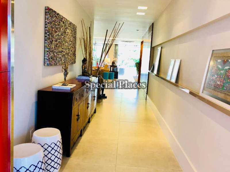 HALL - 9