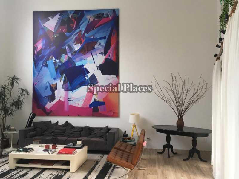 SALA - 6
