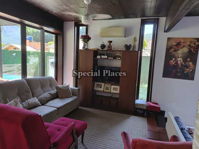 SALA MULTIAMBIENTES - 11