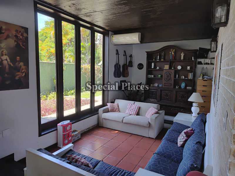 SALA MULTIAMBIENTES - 14