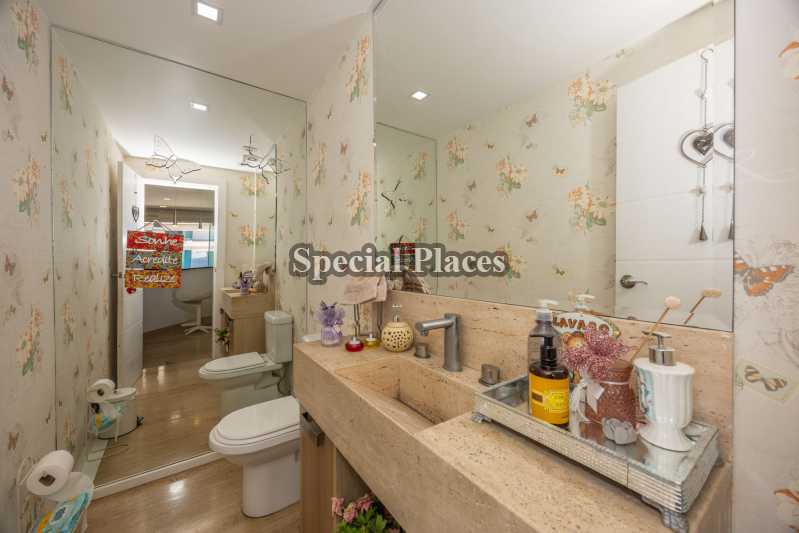 Conheça Lavabo do imóvel - Casa em Condomínio 6 quartos para alugar Santa Mônica Jardins, Barra - Barra da Tijuca, Rio de Janeiro - R$ 45.000 - LOC6342 - 5 Lavabo - 5