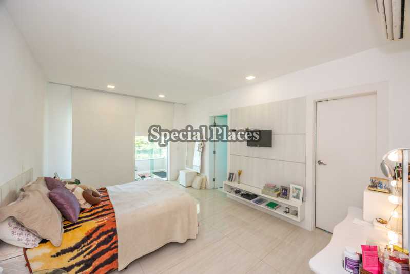 Conheça Suíte 3 do imóvel - Casa em Condomínio 6 quartos para alugar Santa Mônica Jardins, Barra - Barra da Tijuca, Rio de Janeiro - R$ 45.000 - LOC6342 - 20 Suíte 3 - 20