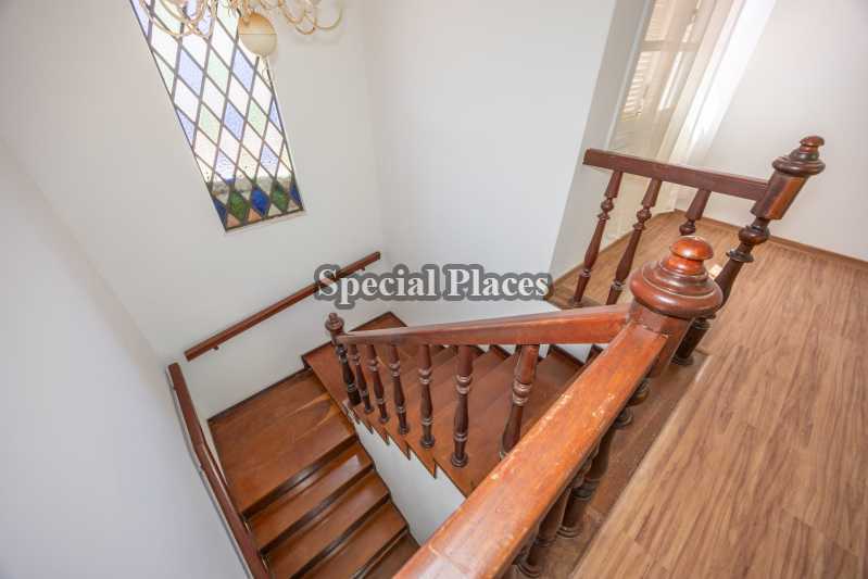 Conheça HALL DAS ESCADAS do imóvel - Casa em Condomínio 4 quartos para alugar Porto dos Cabritos, Barra - Barra da Tijuca, Rio de Janeiro - R$ 25.000 - LOC3764 - 21 HALL DAS ESCADAS - 21