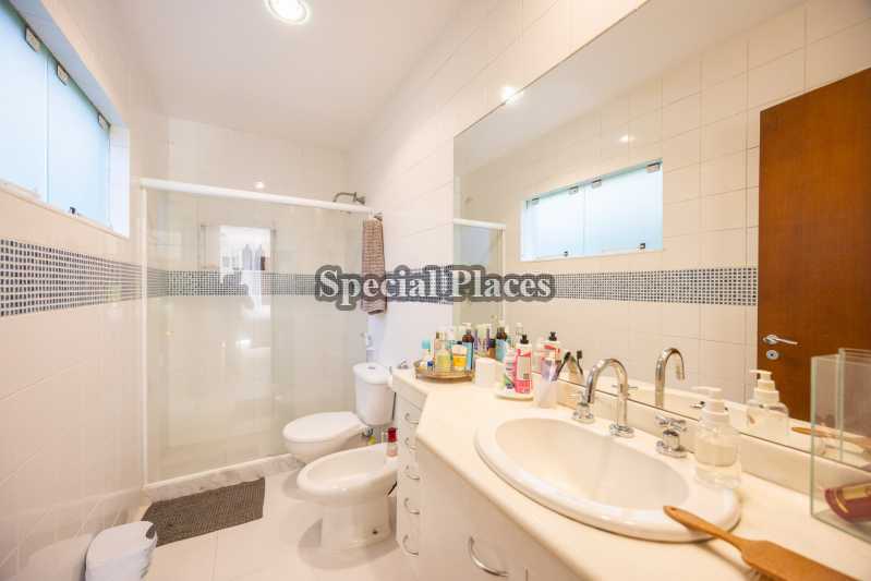 Conheça 21-banheiro suite 2 do imóvel - Casa em Condomínio 5 quartos à venda Jardim do Itanhangá, Itanhangá - Itanhangá, Rio de Janeiro - R$ 5.400.000 - BAC6344 - 21 21-banheiro suite 2 - 21