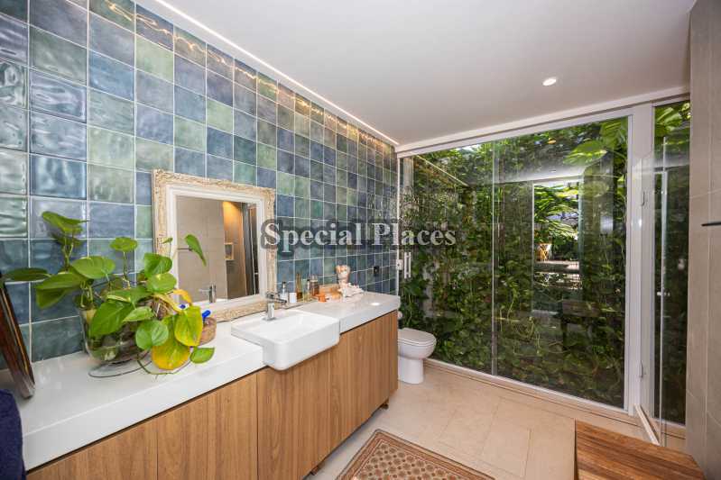 Conheça 8-Banheiro apoio piscina do imóvel - Casa em Condomínio 6 quartos para alugar Jardim do Itanhangá, Itanhangá - Itanhangá, Rio de Janeiro - R$ 45.000 - LOC6038 - 8 8-Banheiro apoio piscina - 8