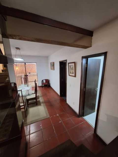 SALA5 - 6