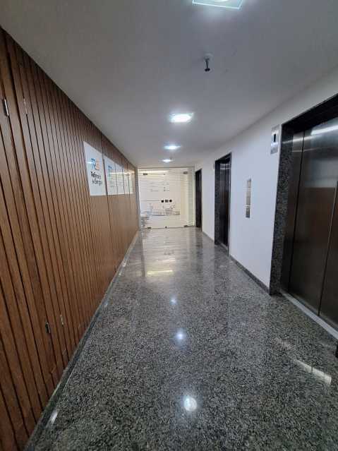 ENTRADA PARA AS SALAS - 4