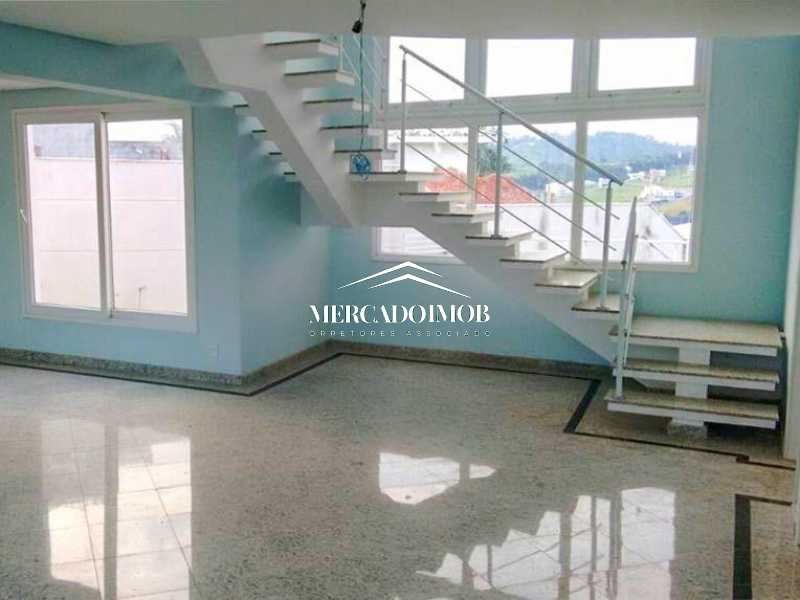 MBCN40007 SALA ESTAR E ESCADA - 3