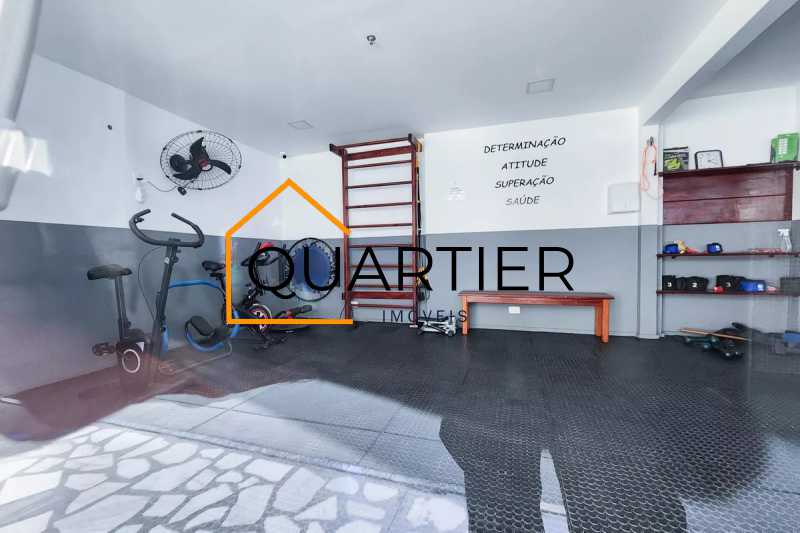 f8f95dc4-8a83-4d60-be9a-00e04f - 30