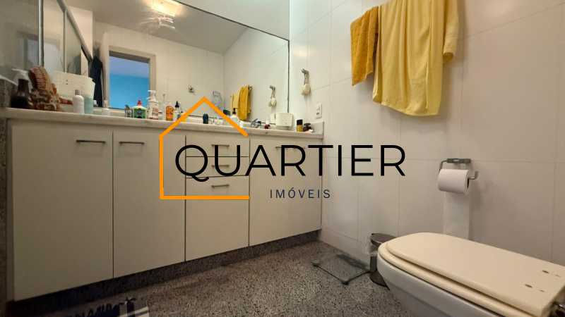 6bca8b4a-323a-4718-9c52-93a7bf - 18