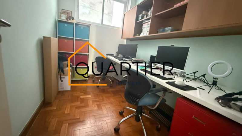 37597fcd-dc60-4db4-878f-107b7c - 24